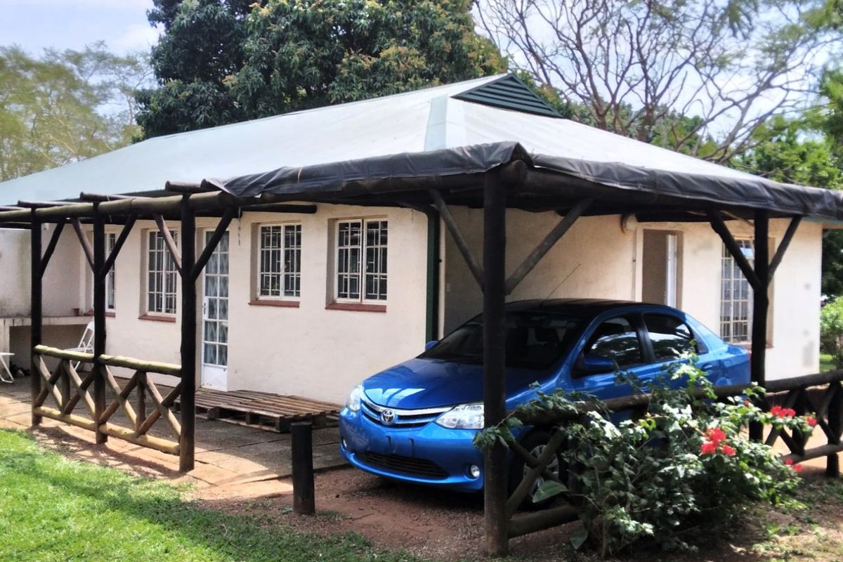 For Sale: Charming 2-Bedroom Corner Townhouse in White River Ext 9 - Photo 3