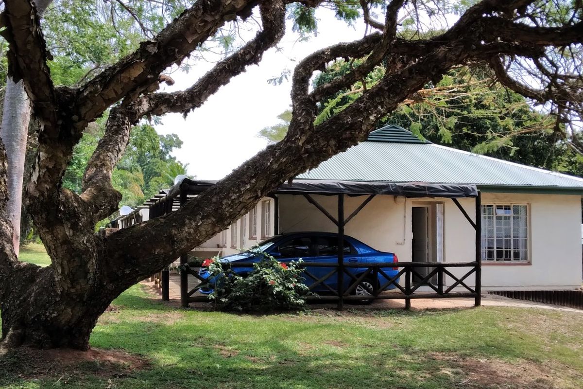 For Sale: Charming 2-Bedroom Corner Townhouse in White River Ext 9 - Photo 2