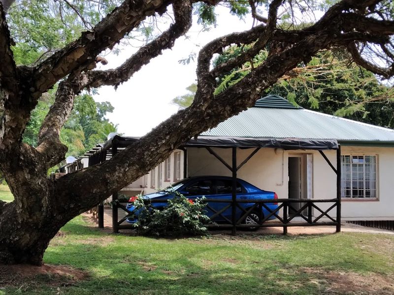 For Sale: Charming 2-Bedroom Corner Townhouse in White River Ext 9 - Photo 2