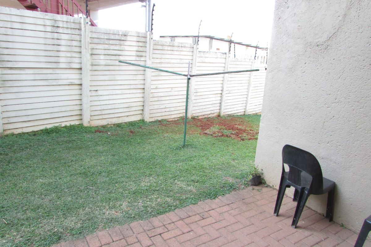 2 Bedroom Ground Floor unit - Photo 5