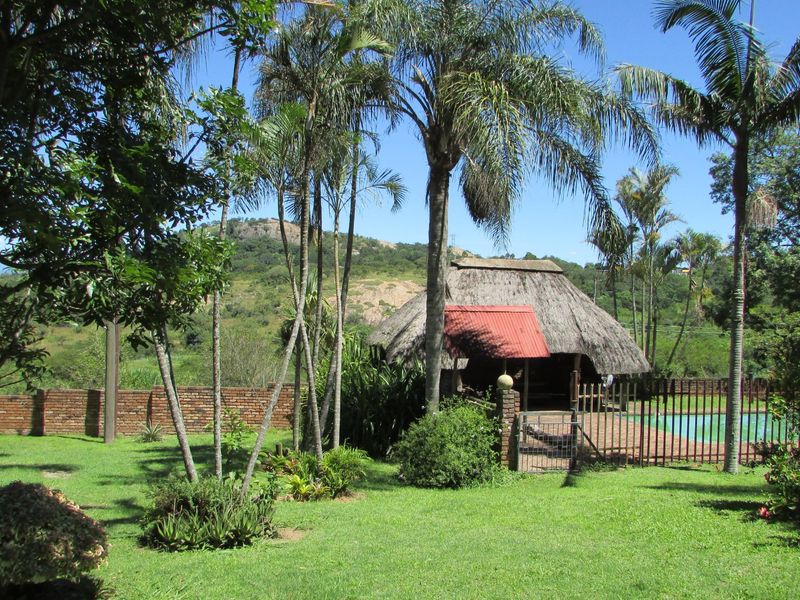 Prime Location – Versatile Property with Commercial Potential - Photo 4