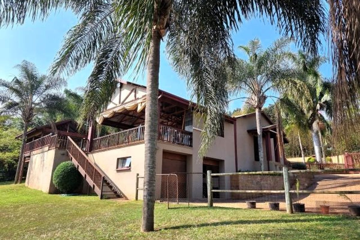 1HA Smallholding with 3 Separate Homes & Workshop – Ideal for Business or Extended Family Living - Photo 2