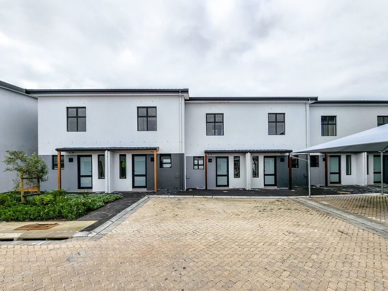 Secure Estate Living in Zonnendal, Kraaifontein - Photo 2
