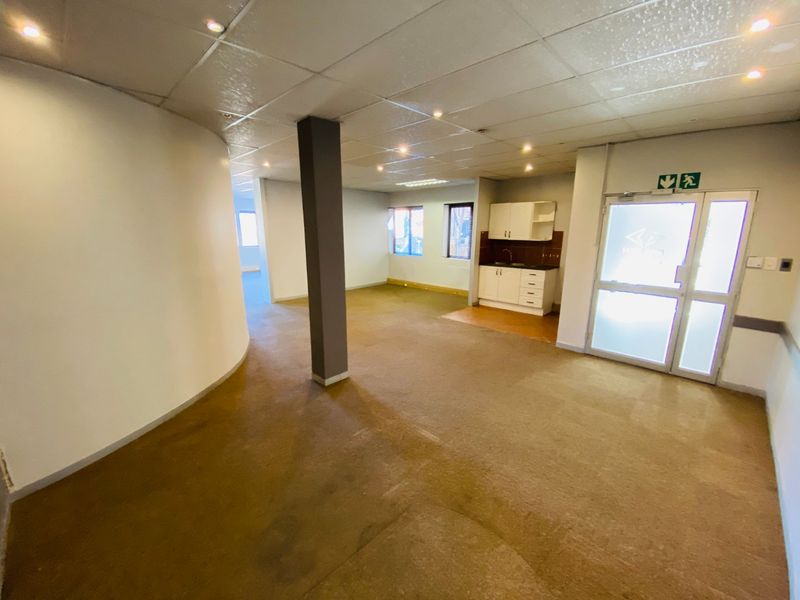 Prime Office Space To Let In Faerie Glen - Photo 4