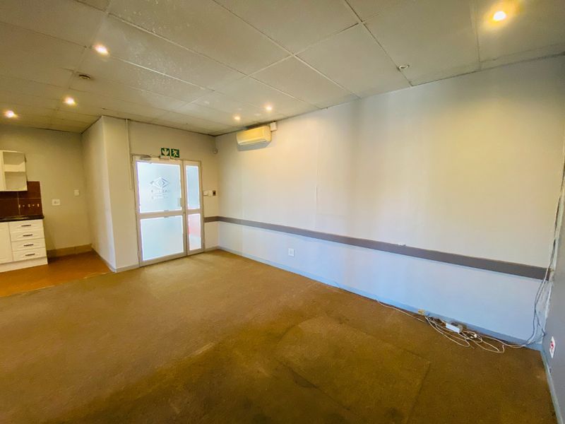 Prime Office Space To Let In Faerie Glen - Photo 4