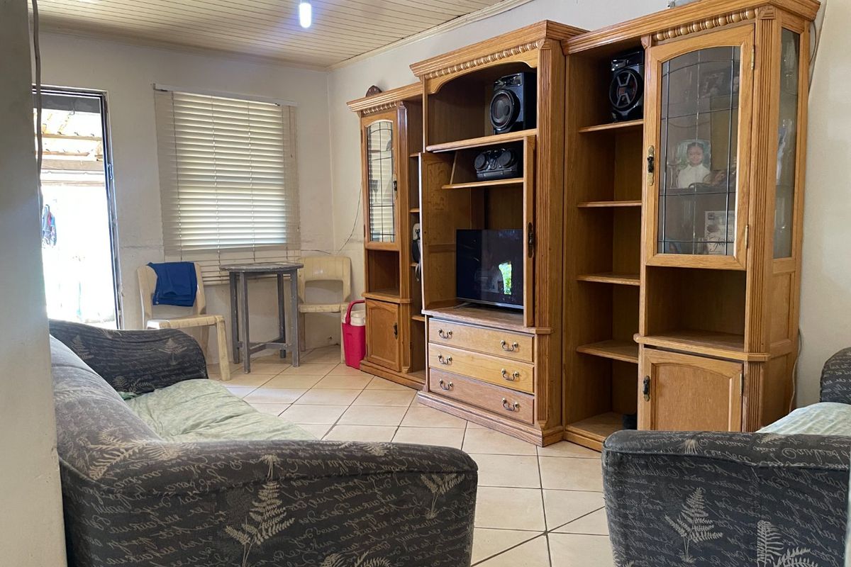 Two bedroom family home - Photo 3