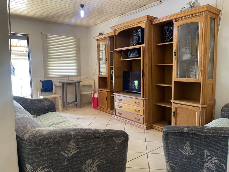 Two bedroom family home - Photo 3