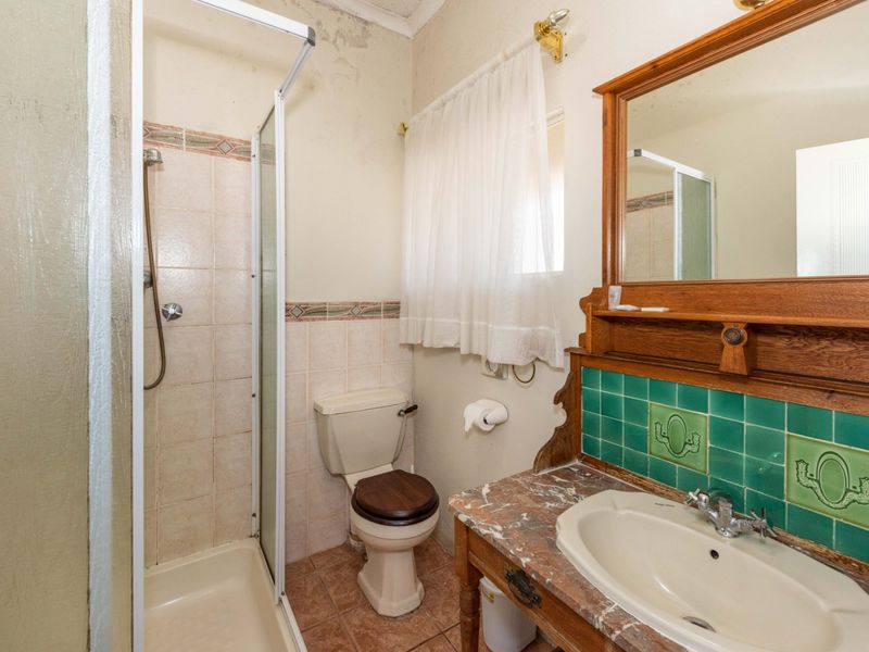 Guest House and Student Accommodation in White River Ext 1 - Photo 5