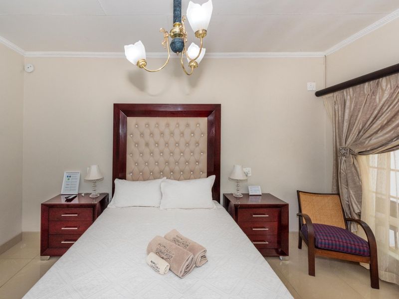 Guest House and Student Accommodation in White River Ext 1 - Photo 7