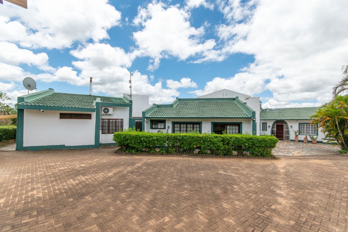 9 HA Beautiful Established Guest House – White River, Mpumalanga - Photo 4