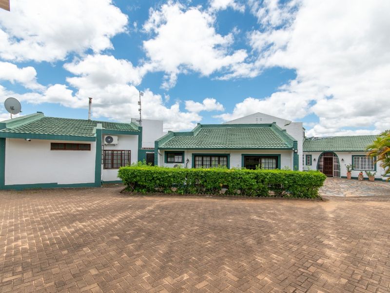 9 HA Beautiful Established Guest House – White River, Mpumalanga - Photo 4