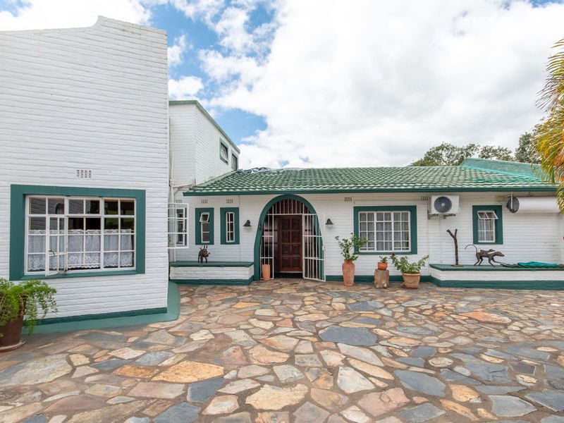 9 HA Beautiful Established Guest House – White River, Mpumalanga - Photo 2