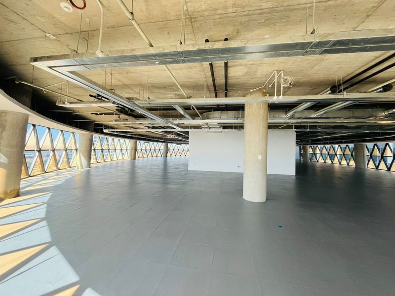 767 Sqm Pemium Office Space for Lease in The Marc, Sandton Central - Photo 5