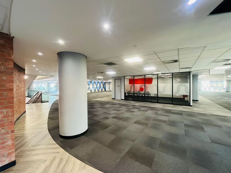 3064 Sqm Pemium Office Space for Lease in The Marc, Sandton Central - Photo 5