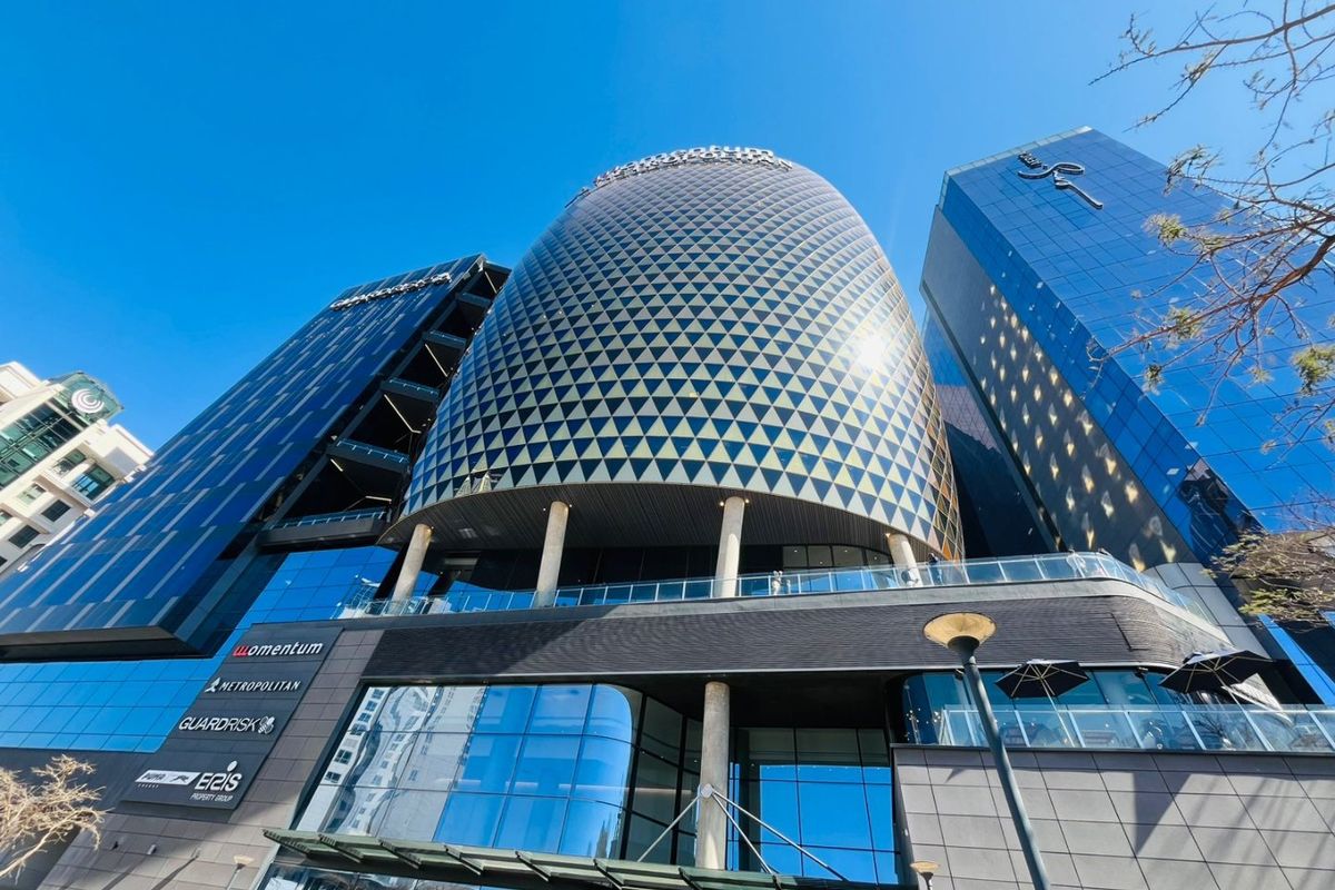 3064 Sqm Pemium Office Space for Lease in The Marc, Sandton Central - Photo 2
