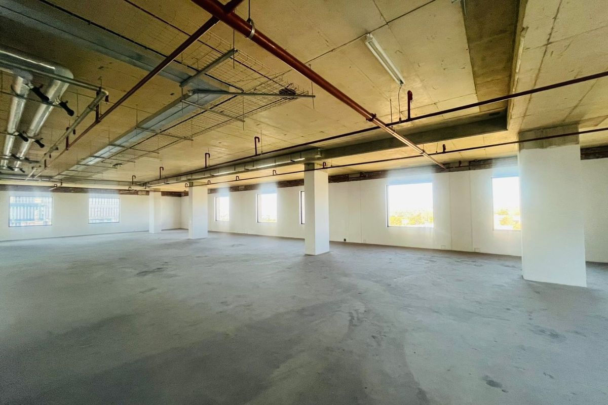 P-Grade Commercial Office Space – 1,816m2 | Prime Sandton CBD - Photo 5