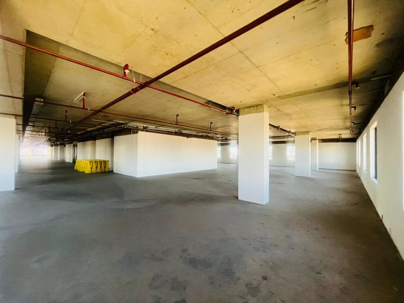 P-Grade Commercial Office Space – 1,816m2 | Prime Sandton CBD - Photo 8