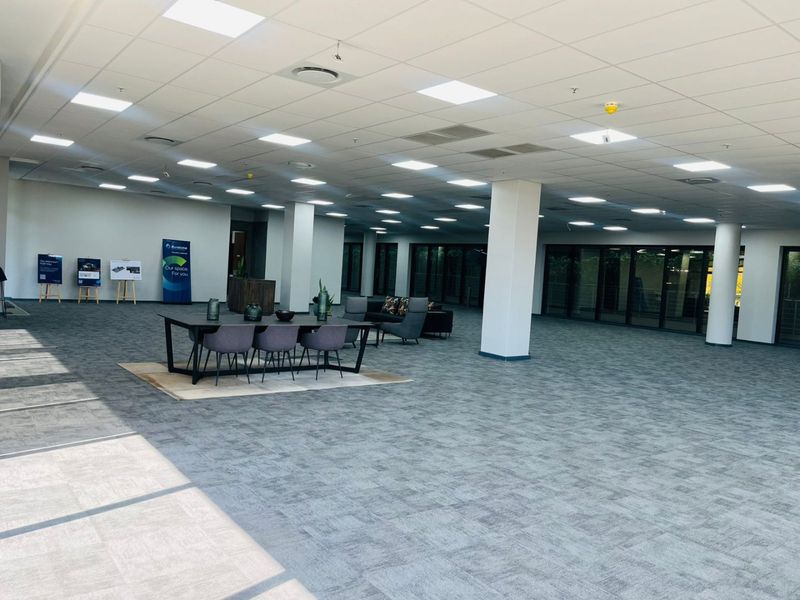 Grade P Office Space To Let | 673 sqm | Prime Rosebank Location - Photo 8