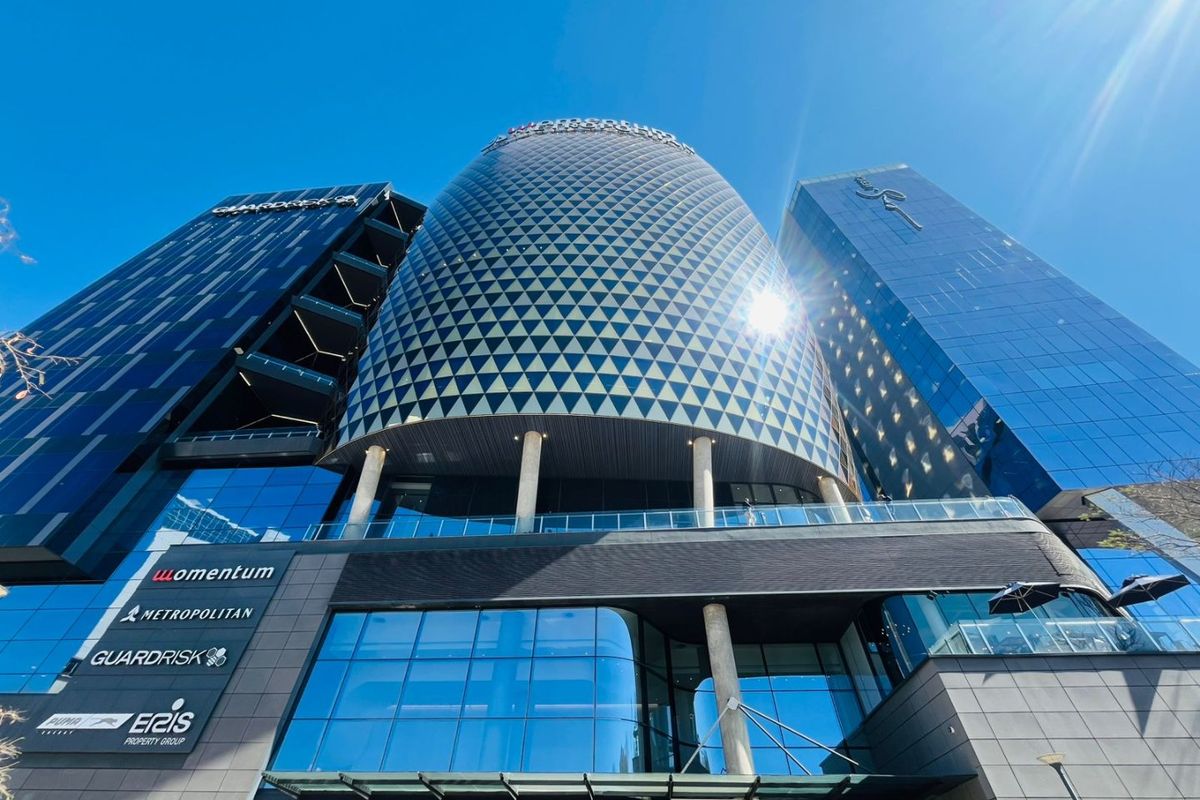313 Sqm Pemium Office Space for Lease in The Marc, Sandton Central - Photo 2