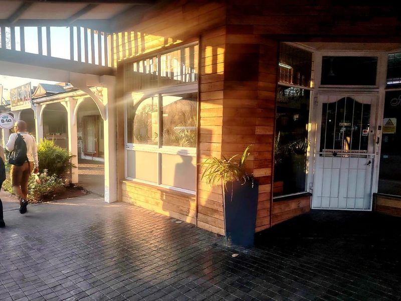 Prime Commercial Building for Sale in Vincent - Photo 5