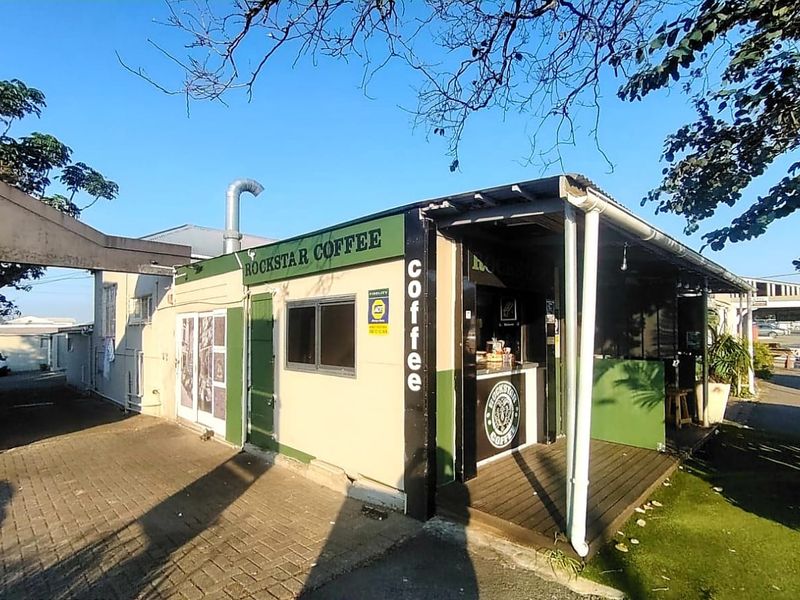 Prime Commercial Building for Sale in Vincent - Photo 9