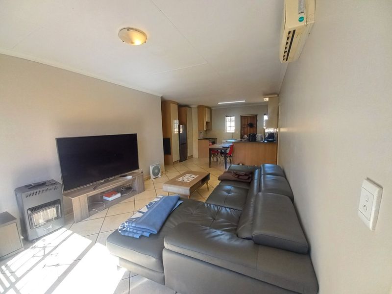 Neat & Spacious Family Home in Sought-After Cosmos Estate, Kosmosdal - Photo 6