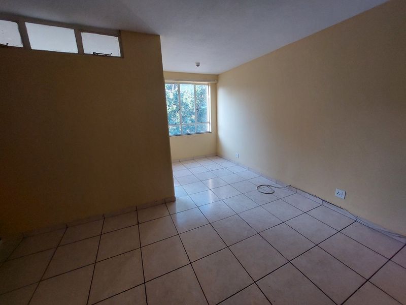 Batchelor apartment for rent in Essenwood - Photo 8