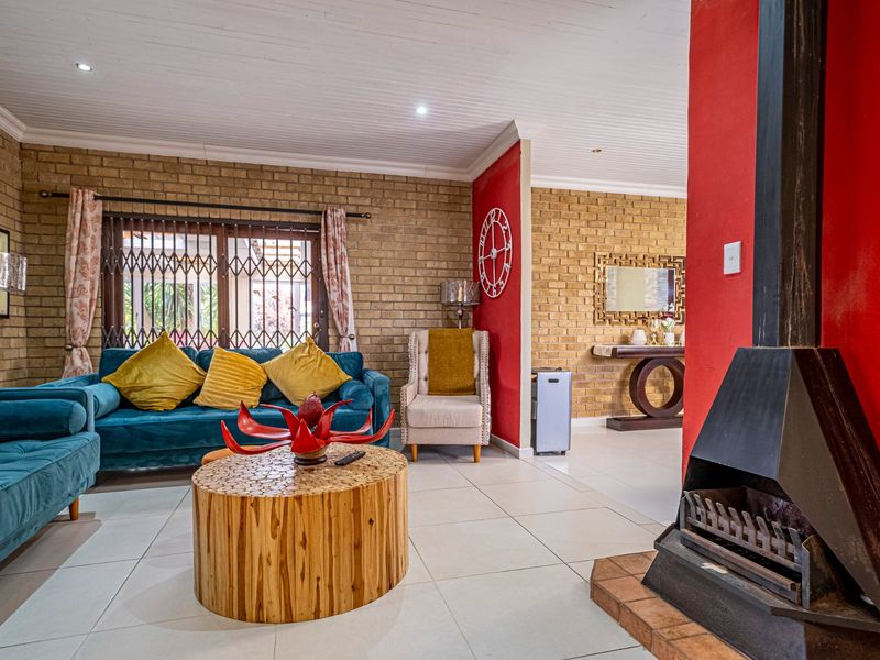 3 bedroom house for sale in Seaview - Photo 6