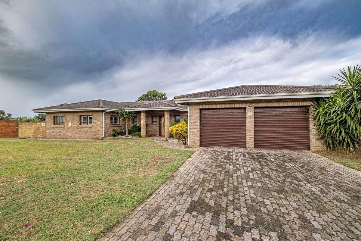 3 bedroom house for sale in Seaview - Photo 2