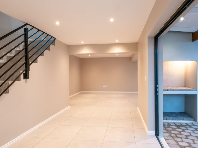 3-Bedroom Home on Corner Stand in Estate - Photo 10