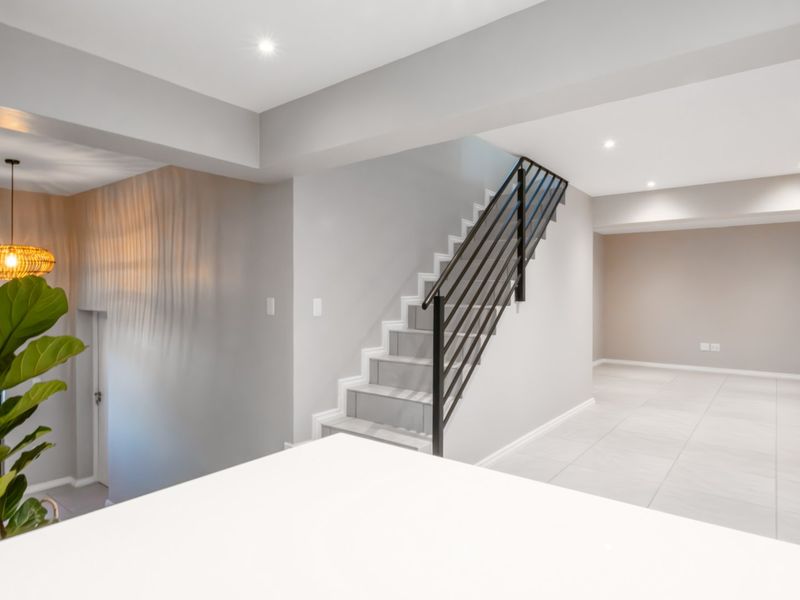 3-Bedroom Home on Corner Stand in Estate - Photo 7