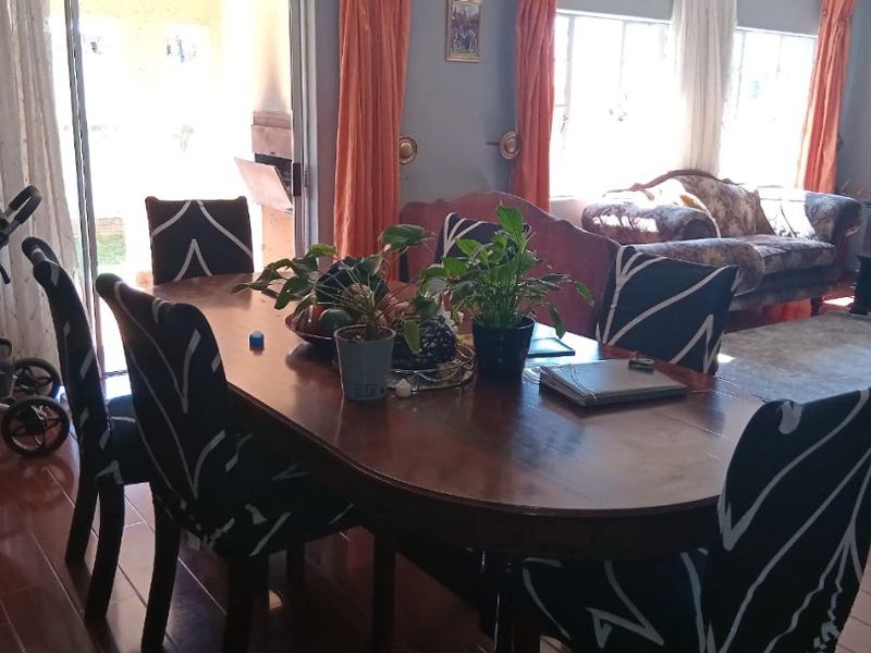 Luxurious living in Montana Manor - Photo 3