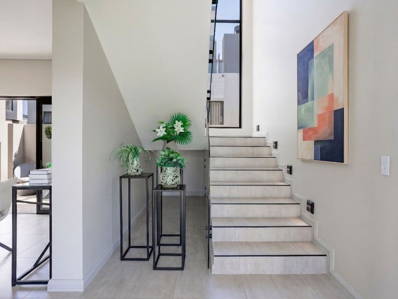 Brand-New Contemporary Family Home with Luxury Finishes, Exceptional Entertaining Spaces & Staff Accommodation - Photo 8