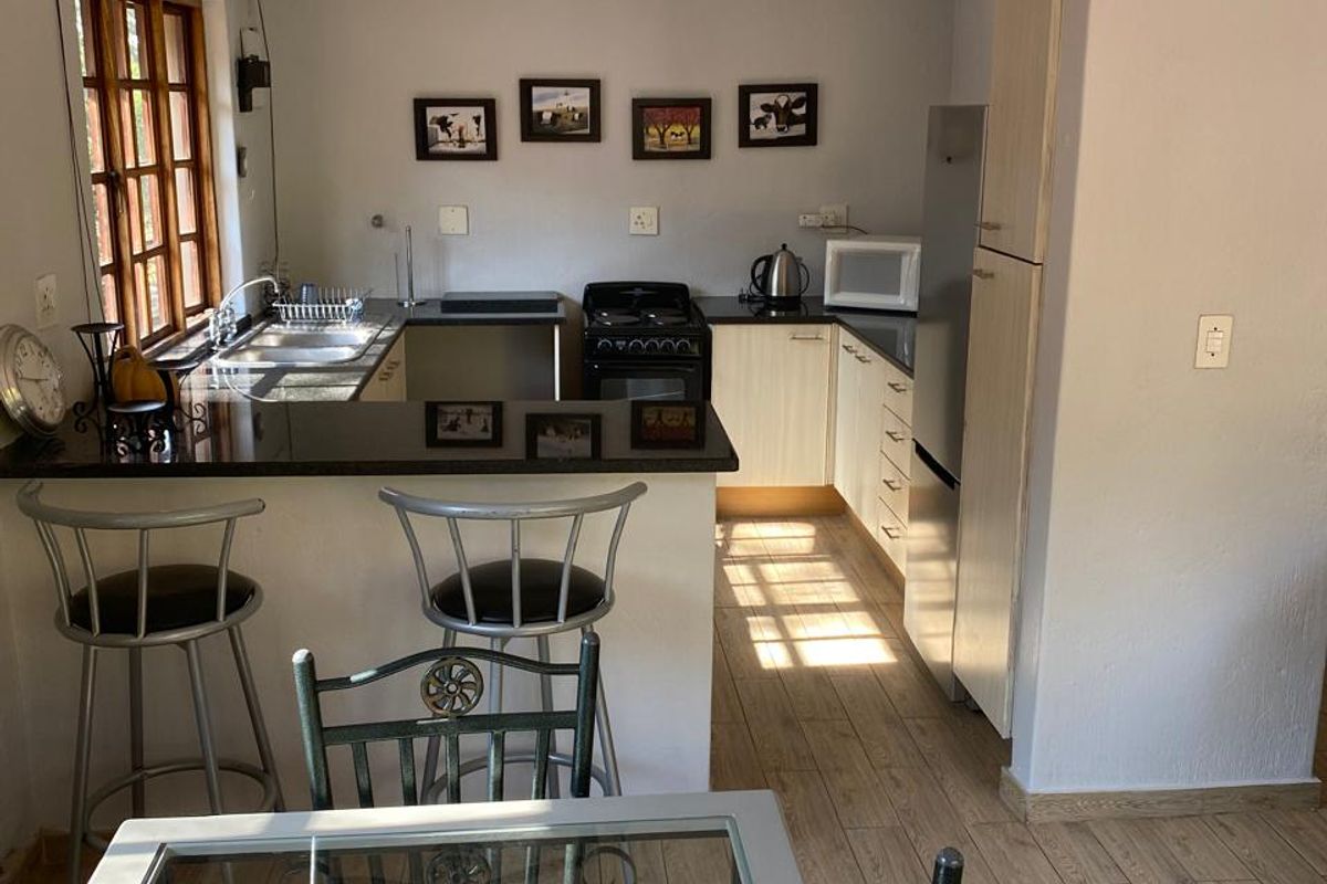 1 Bedroom Cottage For Rent In Bedfordview - Photo 2