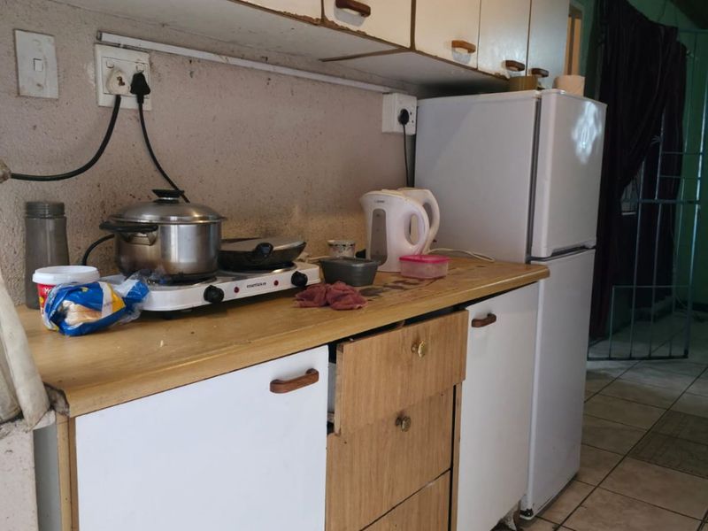 3 Bedroom home for sale in Scottsdene - Photo 8