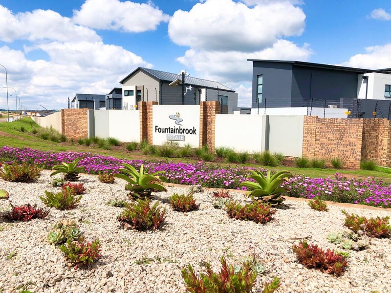 4 Bed House in Midstream Estate for Sale - Photo 6