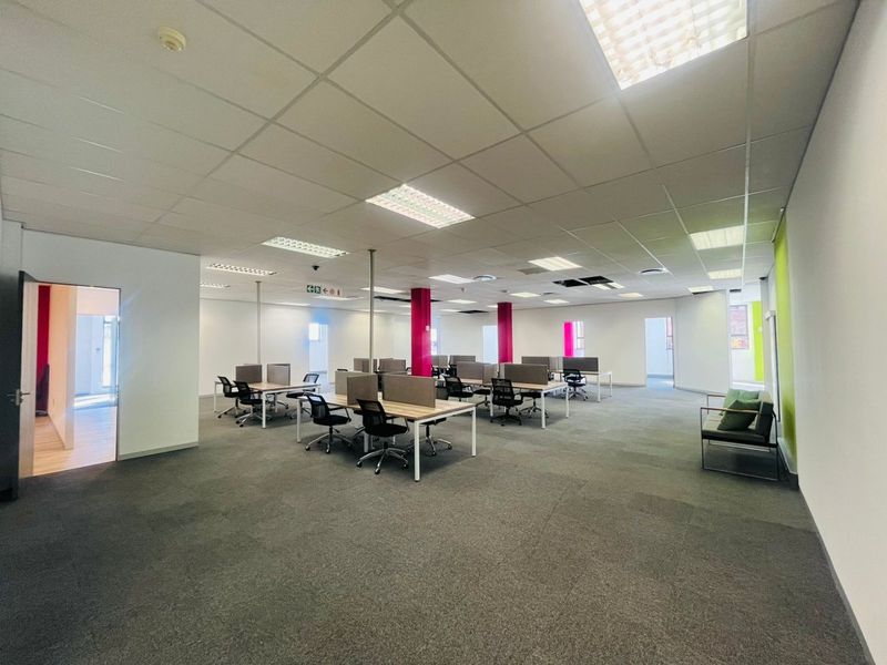 760 sqm Office To Let in Rivonia - Photo 5