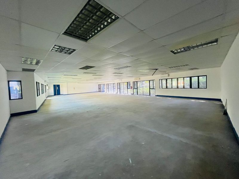Office Space to Let | Woodmead Office Park | 726m2 - Photo 10