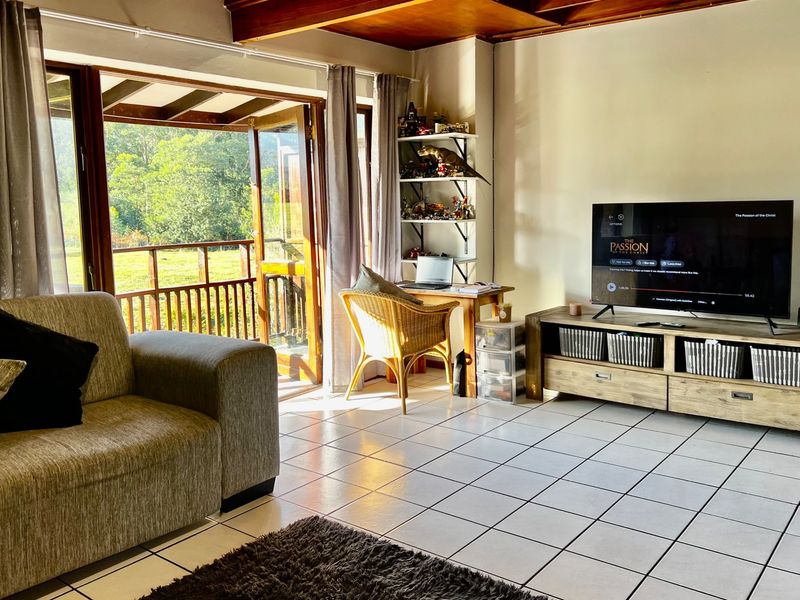 NEW TO MARKET - HEATHERLANDS APARTMENT - Photo 9