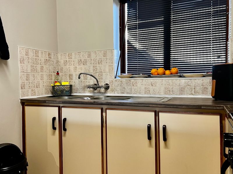 NEW TO MARKET - HEATHERLANDS APARTMENT - Photo 7