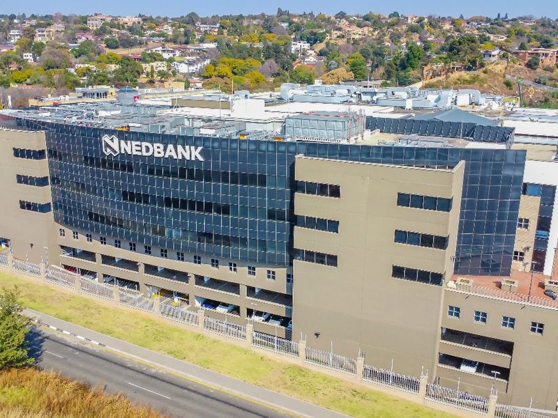 Prime Commercial Property for Sale – Nedbank Lakeview Office Park (Sections 1 & 2) - Photo 4