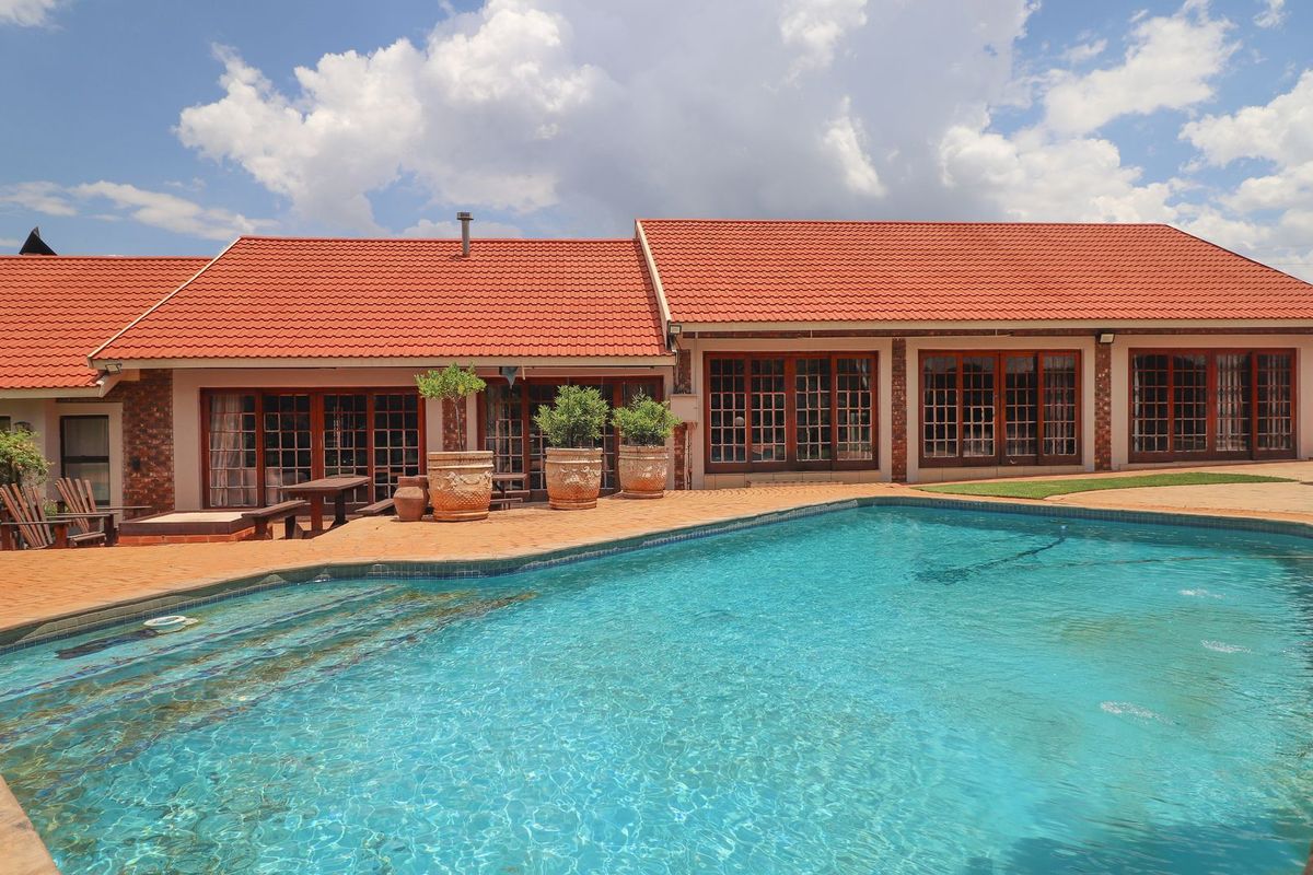 Lovely property - Photo 3