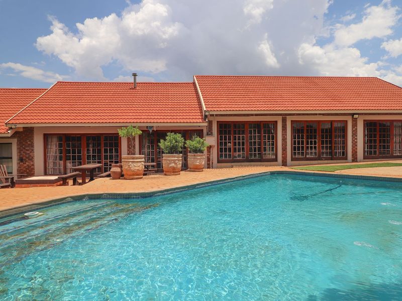 Lovely property - Photo 3