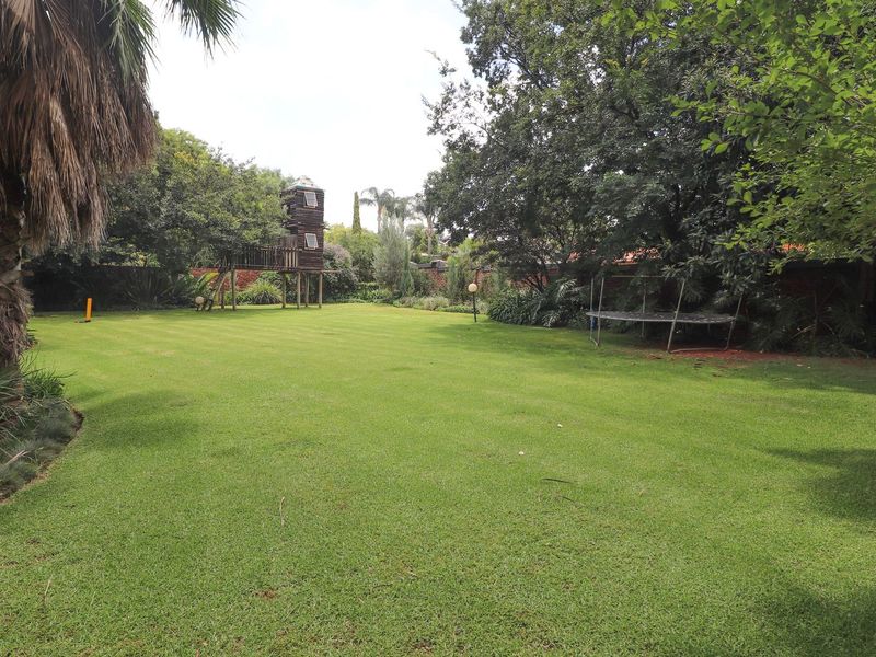 Lovely property - Photo 4