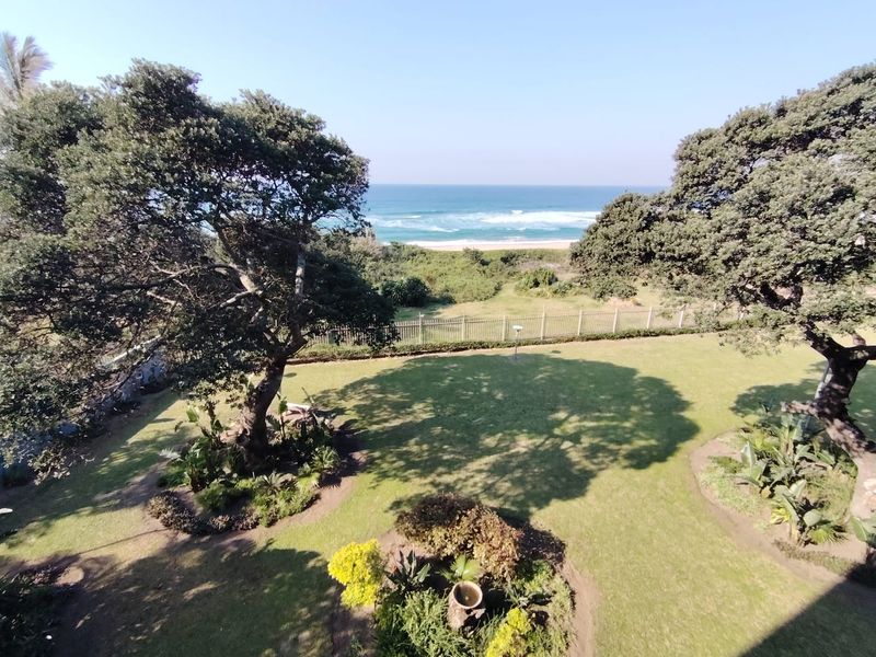 Seaside Luxury Awaits – 4-Bedroom Apartment, South Coast KZN - Photo 9