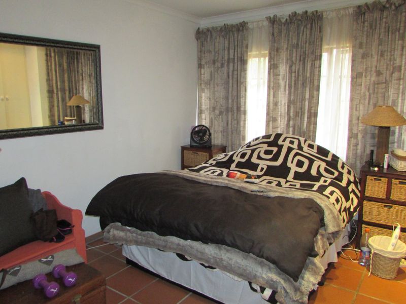 Retirement:  Full title 2 Bedroom , 1 Bathroom  - Photo 9