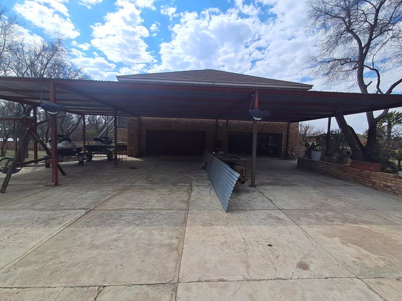 Riverfront Property For sale.  - Photo 5