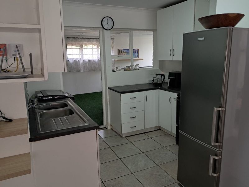 Quaint Four Bedroom Home with Enclosed Garden in Sedgehill Sedgefield - Photo 4