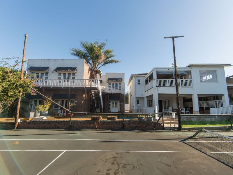 Established Guesthouse – Well-Located with Versatile Layout - Photo 4