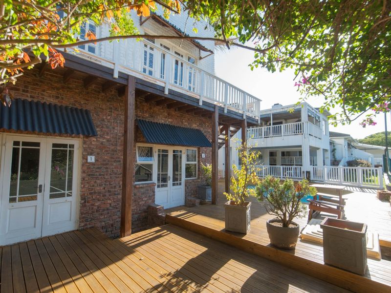 Established Guesthouse – Well-Located with Versatile Layout - Photo 1